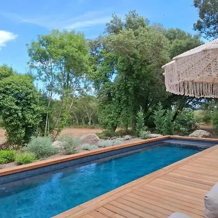 Spacieuse Avec Piscine Privée à Porto-vecchio